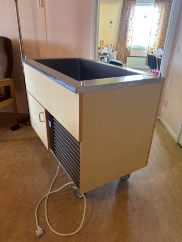 1337329-2 Cold buffet salad buffet