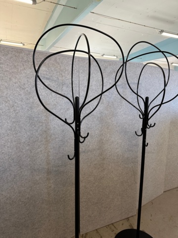 1345834-2 Floor hanger Bubble SMD Design 2 pcs