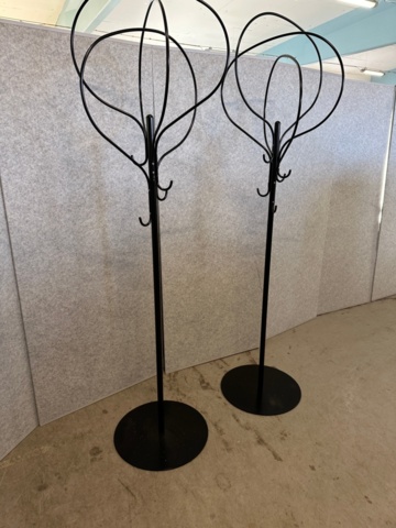 1345834-4 Floor hanger Bubble SMD Design 2 pcs