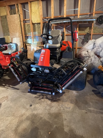 1321546-1 Riding lawn mower Jacobsen LF3800 4WD