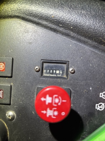 1321546-16 Riding lawn mower Jacobsen LF3800 4WD