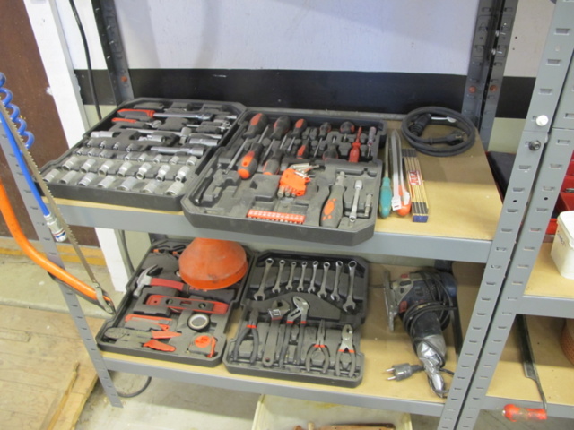 1302316-5 2 Sections shelf plan with content