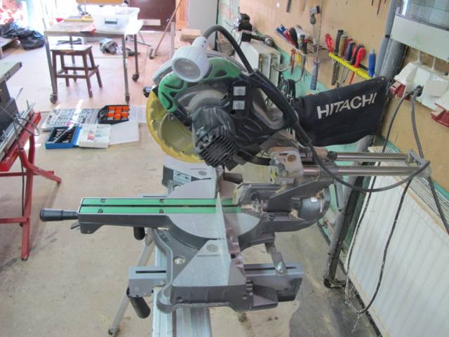 1302392-3 Miter saw Hitachi C 8FSHE