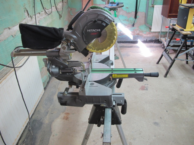 1302392-6 Miter saw Hitachi C 8FSHE