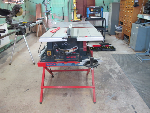 1302393-2 Bosch GTS10 rip saw