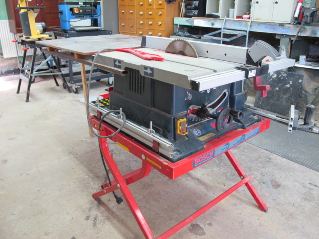 1302393-3 Bosch GTS10 rip saw