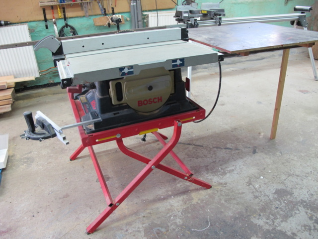 1302393-6 Bosch GTS10 rip saw