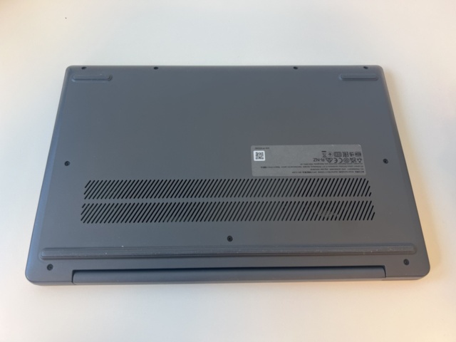 1325613-7 Laptop Lenovo IdeaPad Slim 3 14AMN8