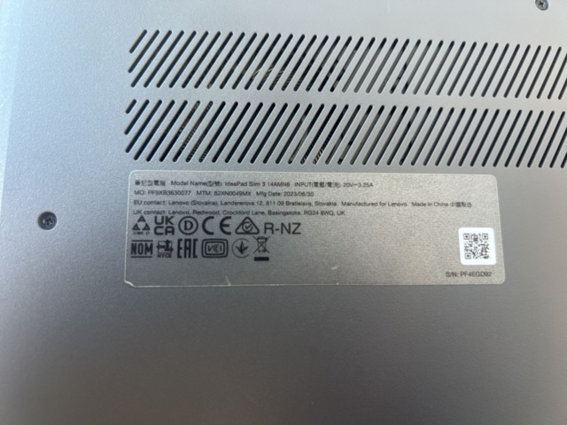 1325613-8 Laptop Lenovo IdeaPad Slim 3 14AMN8