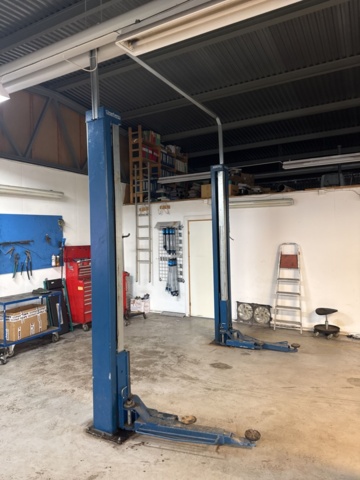 1321594-5 Vehicle lift two-post lift Nussbaum 3000kg