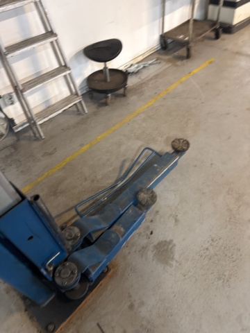 1321594-8 Vehicle lift two-post lift Nussbaum 3000kg