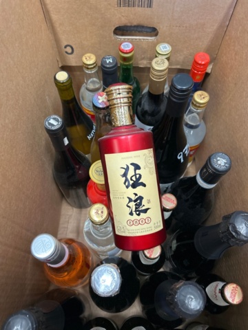 1339407-5 Lot of alcoholic beverages (This item is only sold to stockists)