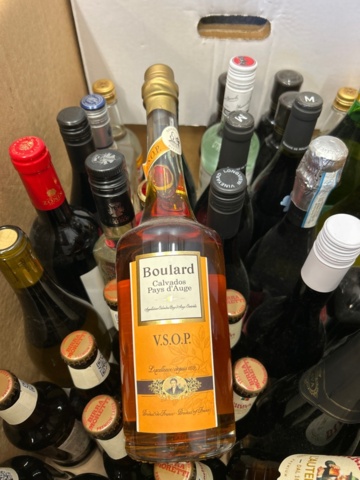 1339407-8 Lot of alcoholic beverages (This item is only sold to stockists)