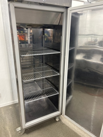 1315929-2 Stainless steel refrigerator Snowflake K605 RG