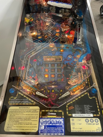 1343544-4 Pinball machine – Gottlieb Waterworld (1995)