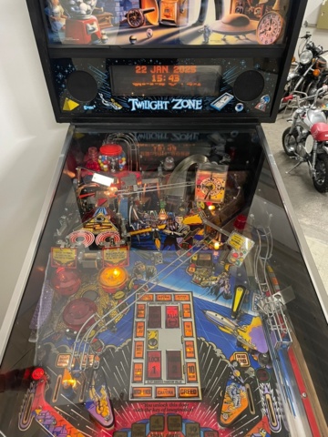 1343549-5 Twilight Zone – Bally