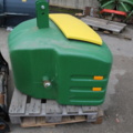 1300568-5 Counterweight 1000 kg John Deere
