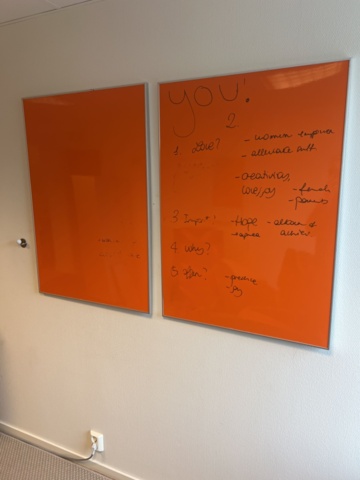 1325629-9 Armchairs 2pcs