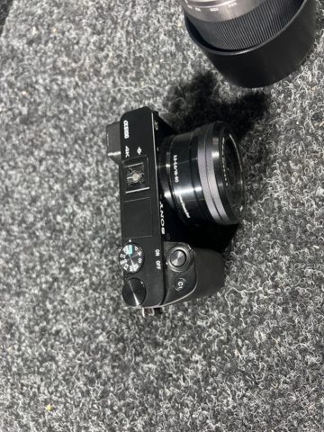 1325635-3 System camera with additional lens - Sony Alpha ILCE-6100