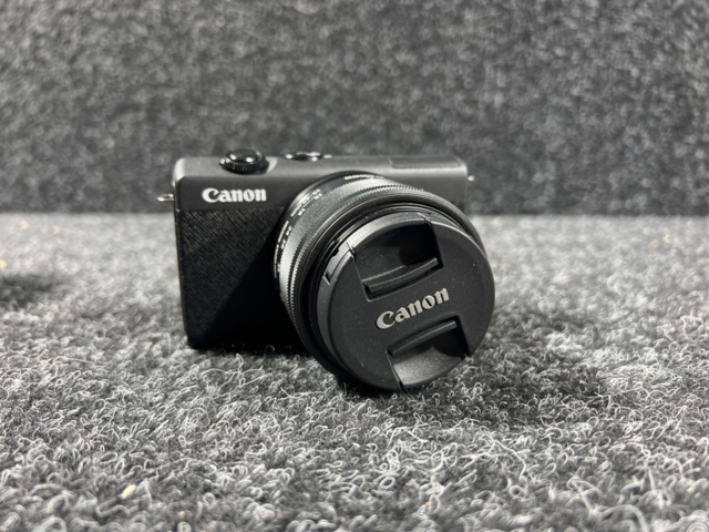 1325636-2 System camera - Canon EOS M200