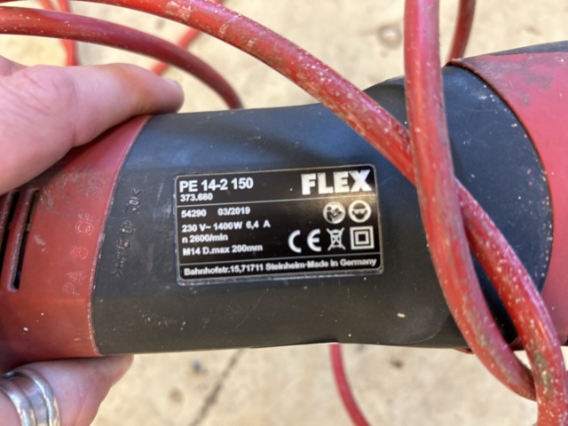 1332628-4 Polishing machine