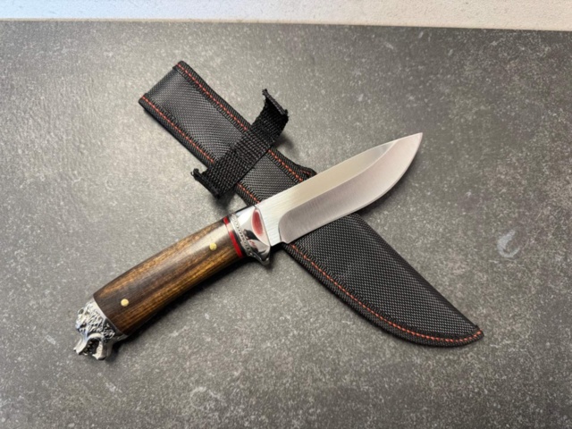 1346916-1 1 pc Hunting & outdoor knife - Strike detailed handle in Black Pakka wood and steel - Free shipping