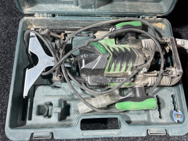 1333979-2 Vacuum cleaner and router – Flex / Hitachi