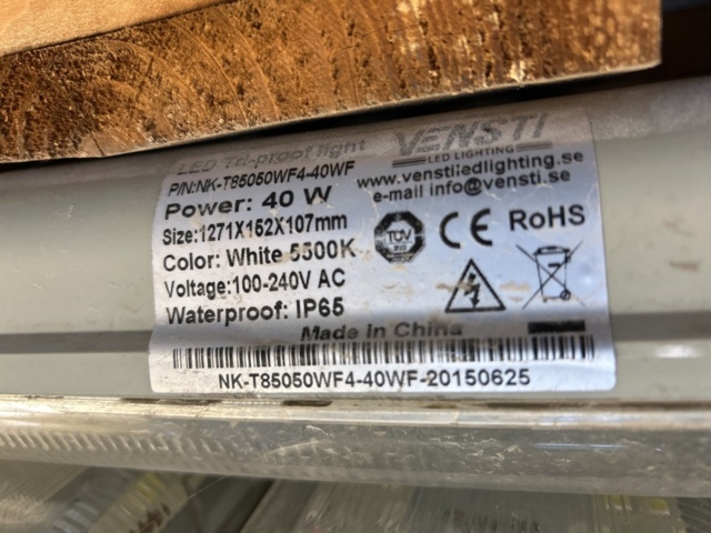 1332660-4 LED-armaturer ca 85st – Vensti NK-T85050WF4-40WF