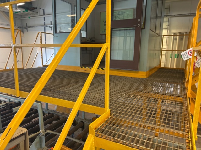 1316027-11 Rullbanor, kedjetransportör, gallerplattfom, kontormodul