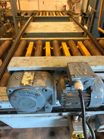 1316027-26 Rullbanor, kedjetransportör, gallerplattfom, kontormodul