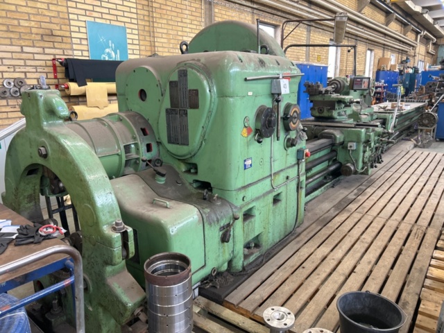 1316043-1 Support lathe Skoda SR1250 x 8000