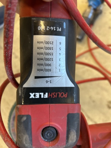 1332628-5 Polishing machine