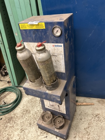 1332635-7 Berner Aeromat filling machine with cabinet