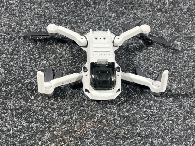 1325643-8 Drone DJI Mini 2 SE