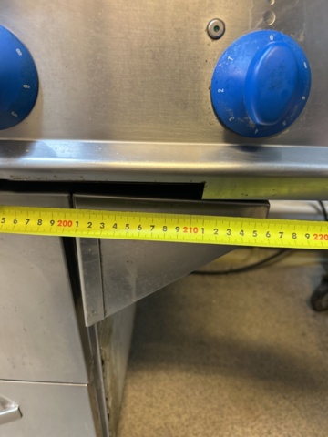 1308504-10 Grill cooling bench with 8 drawers