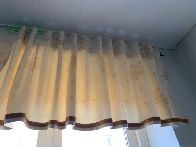 1347389-18 Art and interior design