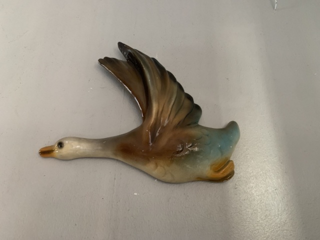 1347389-24 Art and interior design