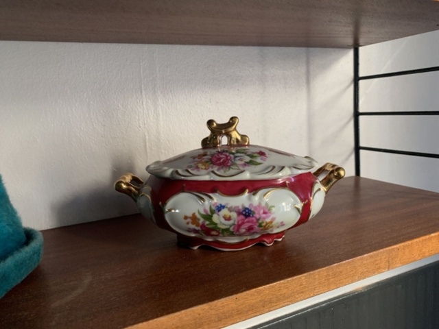 1347389-27 Art and interior design