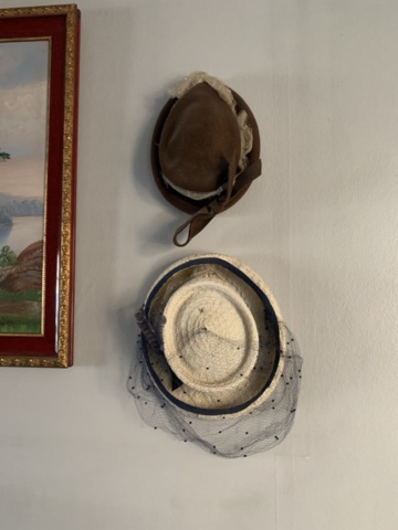 1347389-32 Art and interior design