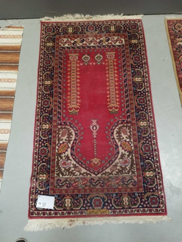 Matta, 175x90 cm – röd, mönster med medaljong och bård, fransar ...