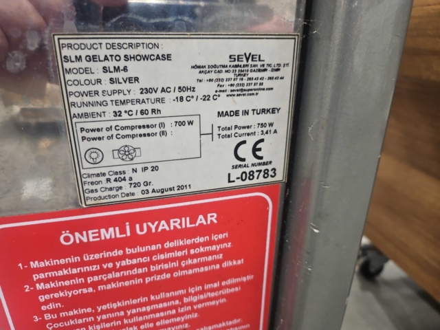 1347576-5 Ice cream freezer SEVEL - 122x70x118 cm, model SLM-6, 230V