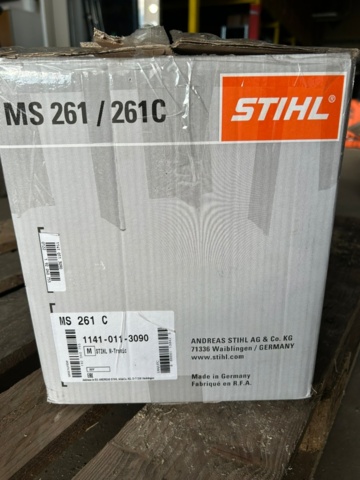 1343599-3 Chainsaw STIHL MS 261 C in cardboard box