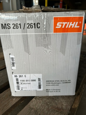 1343599-4 Chainsaw STIHL MS 261 C in cardboard box