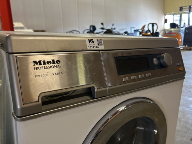 1317174-3 Washing machine Miele Professional PW 6065