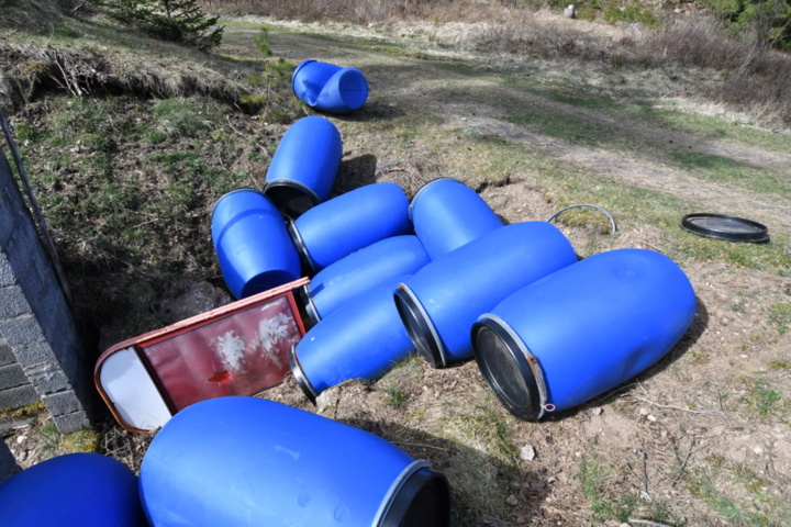 1346292-2 12 plastic barrels unused MAUSER 220L