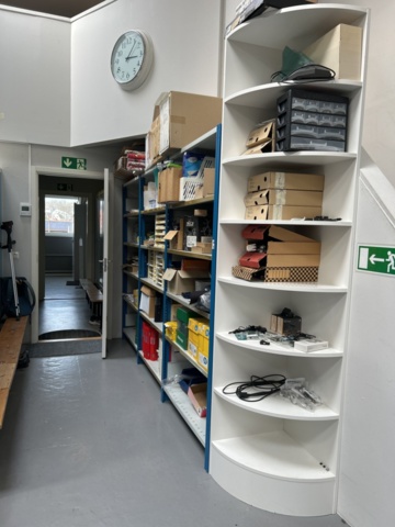 1290102-1 Warehouse shelves 3 sections with corner shelf