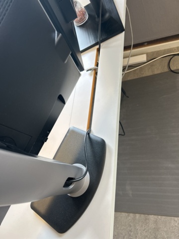 1290105-14 Office workstation - Height-adjustable desk, office chair, dual screens, louvered shelf