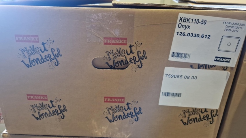 1347813-4 New/unused sink - Franke KBK 110-50, onyx