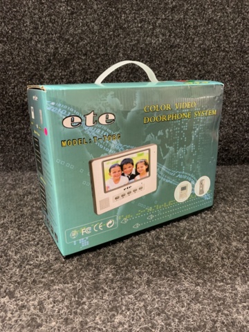 1347852-1 Ringklocka med videofunktion