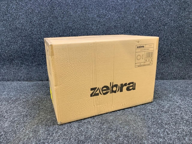 1348244-2 5 ceiling/wall luminaires Zebra EcoLED Maxi PC 23W